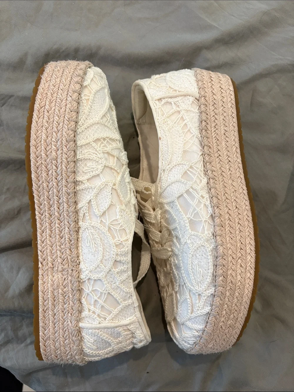 Tom’s Valencia Lace-Up Platform Espadrille